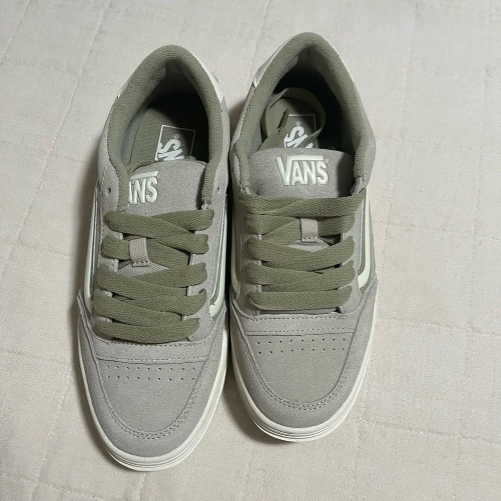 New Vans unisex shoes tan/light olive green - Picture 2 of 4